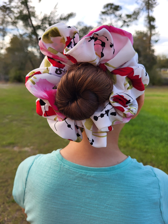 Anacaona XXL Chibi Oversize Scrunchie front view
