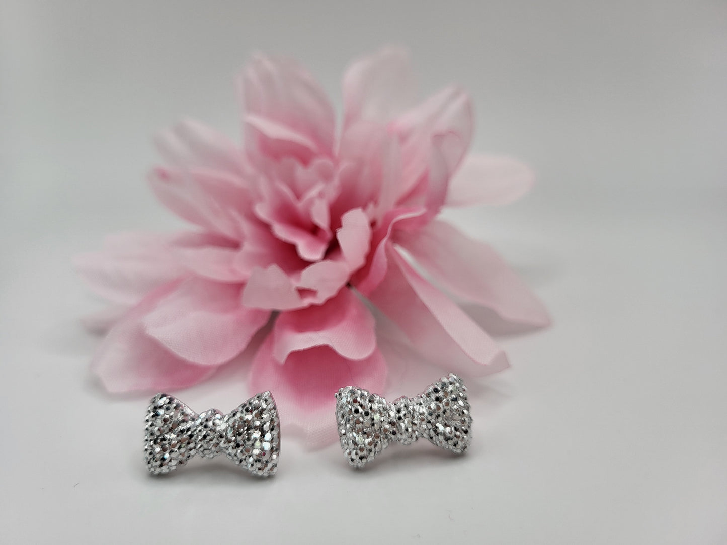 Argentina Silver Bow Stud Earrings-Hypoallergenic