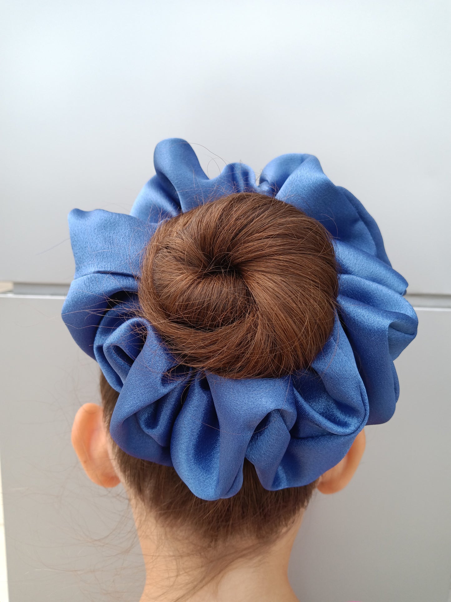 Avery Chibi XXL Oversize Scrunchie