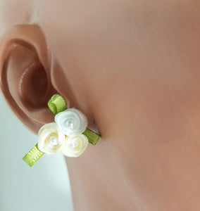 The Floral Delight are beautiful stud earrings inspired by Cottagecore. Comes in 3 different colors and styles.   Contains: Floral fabric /ribbon Delicate beads Stud earrings Handmade-Ocala, FL
